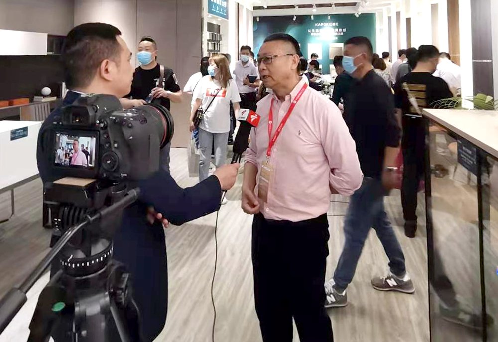 1629446353711810.jpg 媒體采訪曾董 (1).jpg