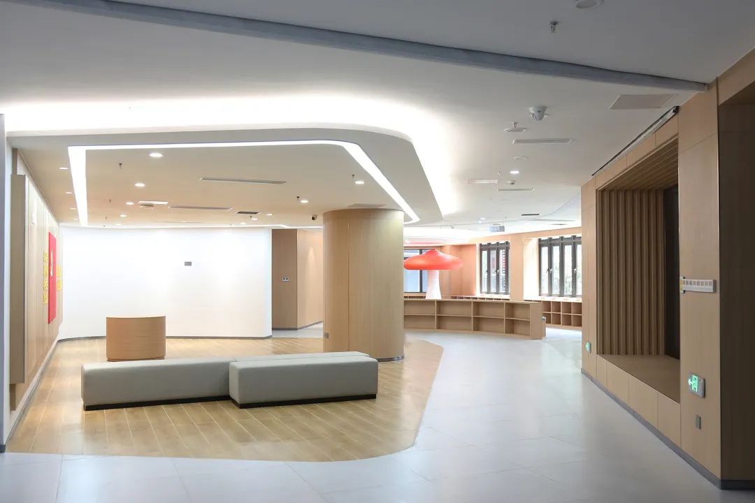 1747723381804305.jpg 2.jpg